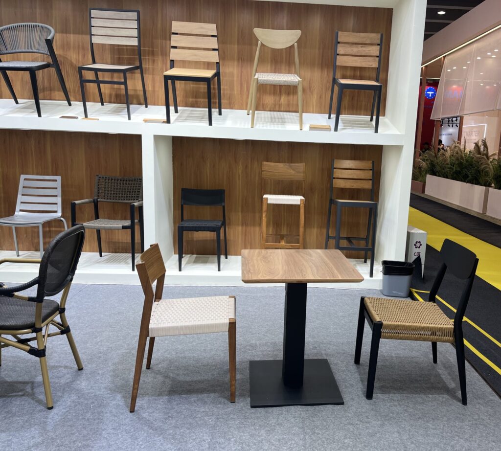 Outdoor Commercial Furniture Zp Seating 1