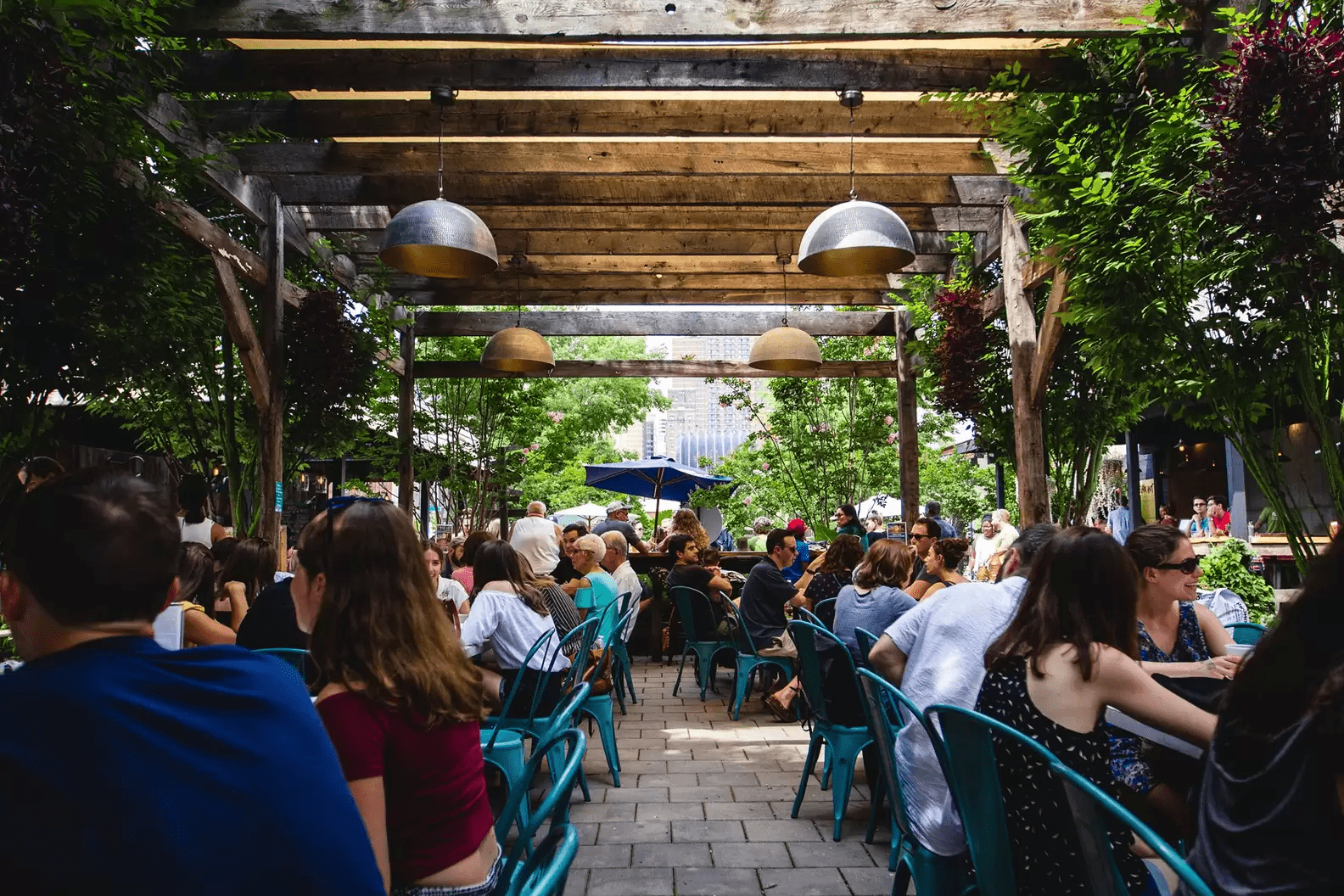 How To Care For Aluminum Restaurant Furniture